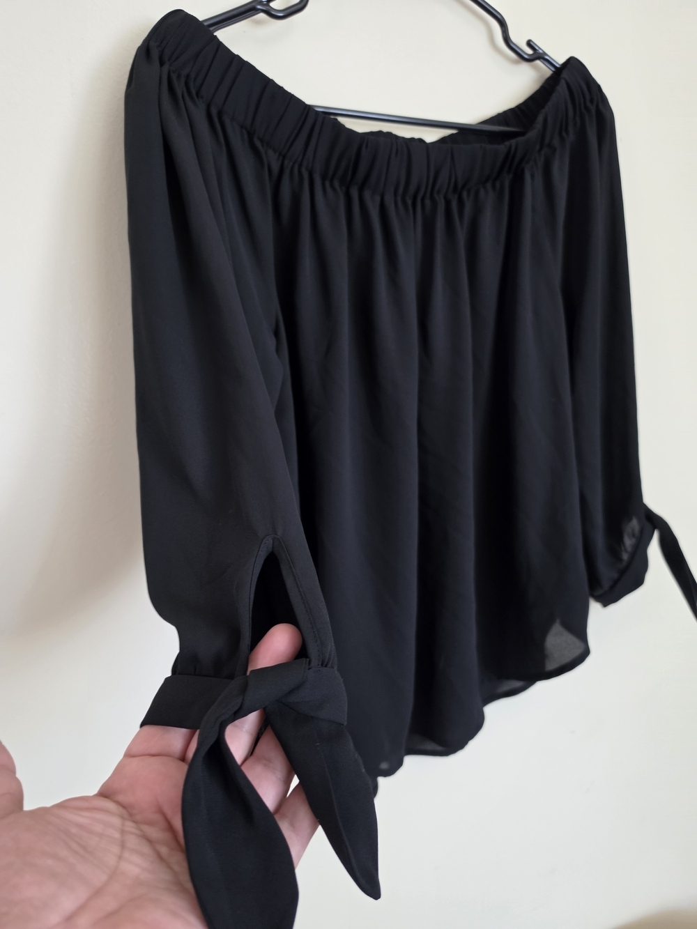 Express Black Off-Shoulder Tie-Sleeve Blouse - Picture 4 of 5